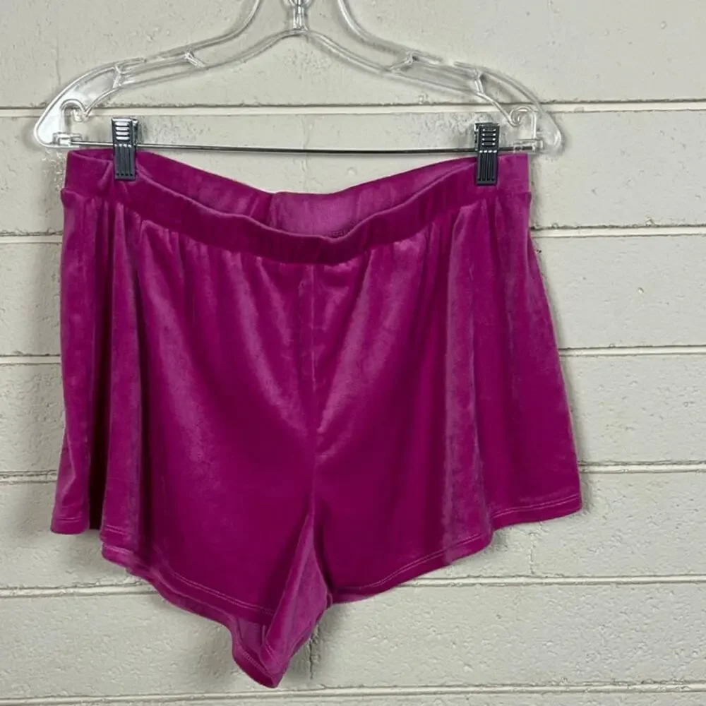 Steve Madden Pink Rhinestone Logo velour pajama size L/XL